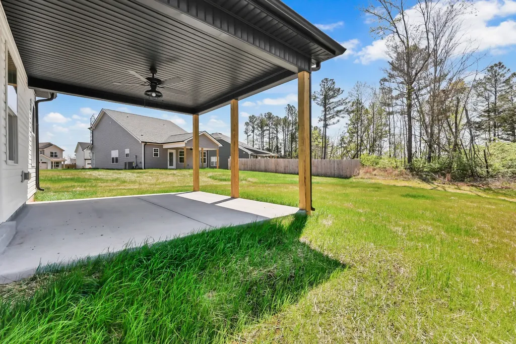 225 Quarry Overlook Way Clarksville TN 37043