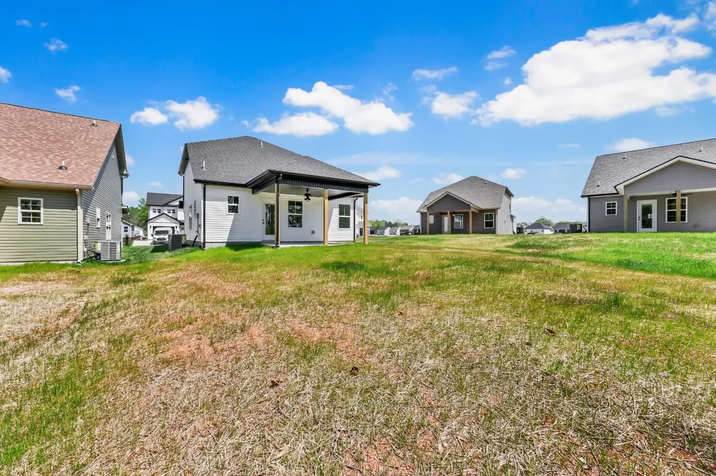 225 Quarry Overlook Way Clarksville TN 37043