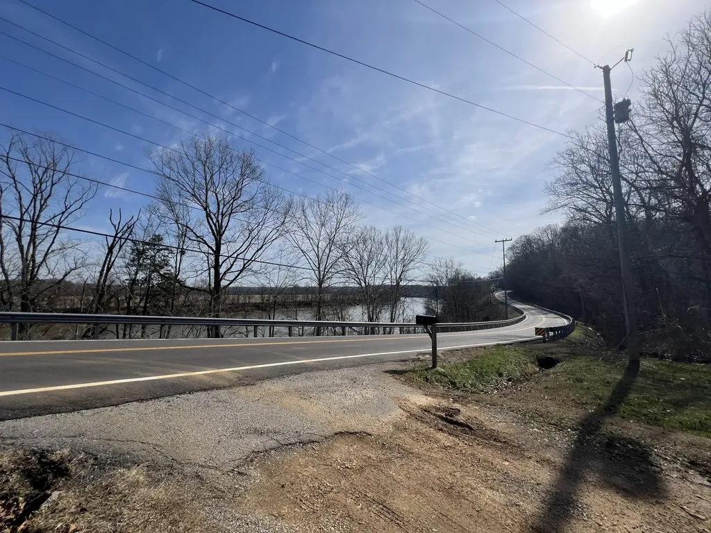 1200 River Road Clarksville TN 37040