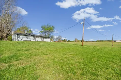 138 Walker Ridge Road Big Rock TN 37023