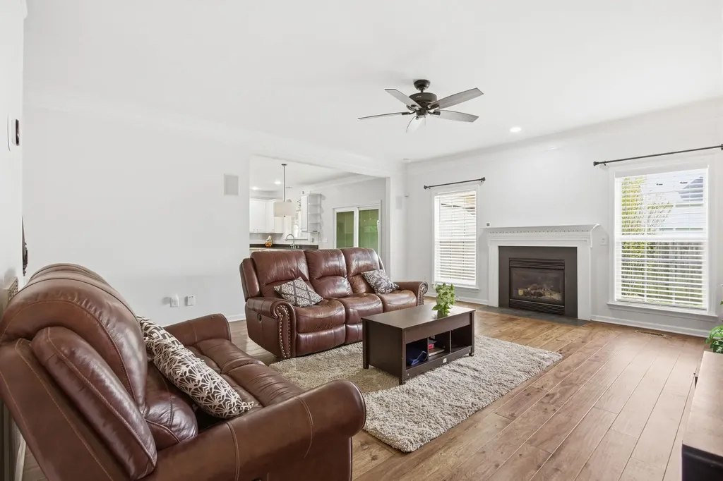 2004 Towhee Court Spring Hill TN 37174