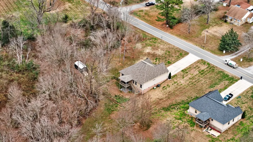 6716 Old Highway 431 Springfield TN 37172