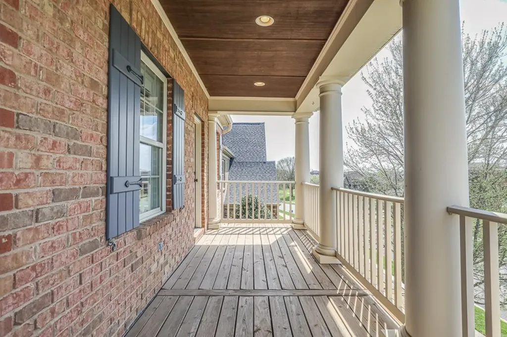 1676 Kelvington Boulevard Gallatin TN 37066