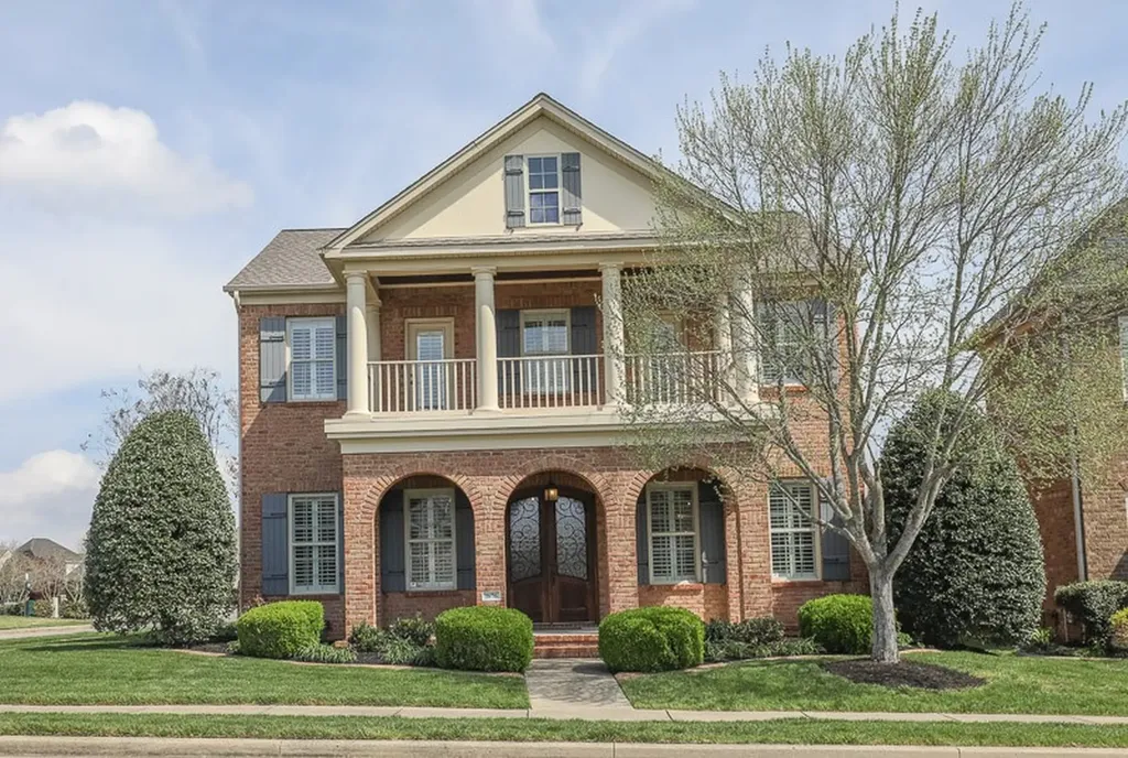 1676 Kelvington Boulevard Gallatin TN 37066
