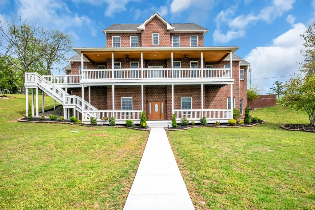 1826 Lake Meadow Trail Mount Juliet TN 37122