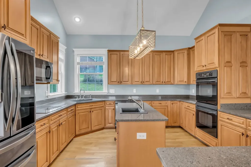 1826 Lake Meadow Trail Mount Juliet TN 37122