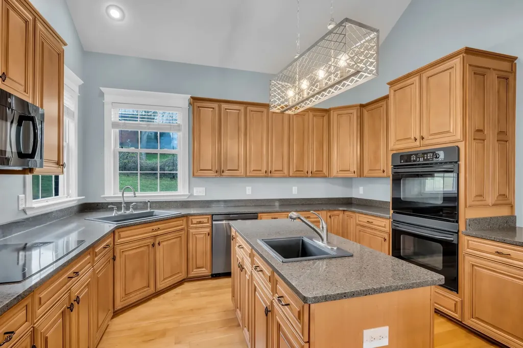 1826 Lake Meadow Trail Mount Juliet TN 37122