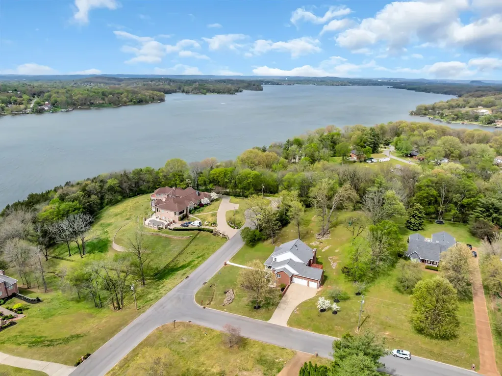 1826 Lake Meadow Trail Mount Juliet TN 37122