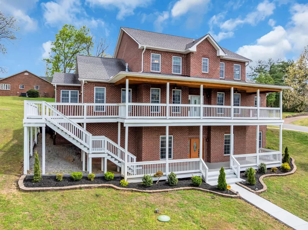 1826 Lake Meadow Trail Mount Juliet TN 37122