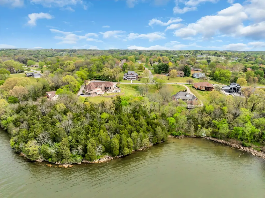 1826 Lake Meadow Trail Mount Juliet TN 37122