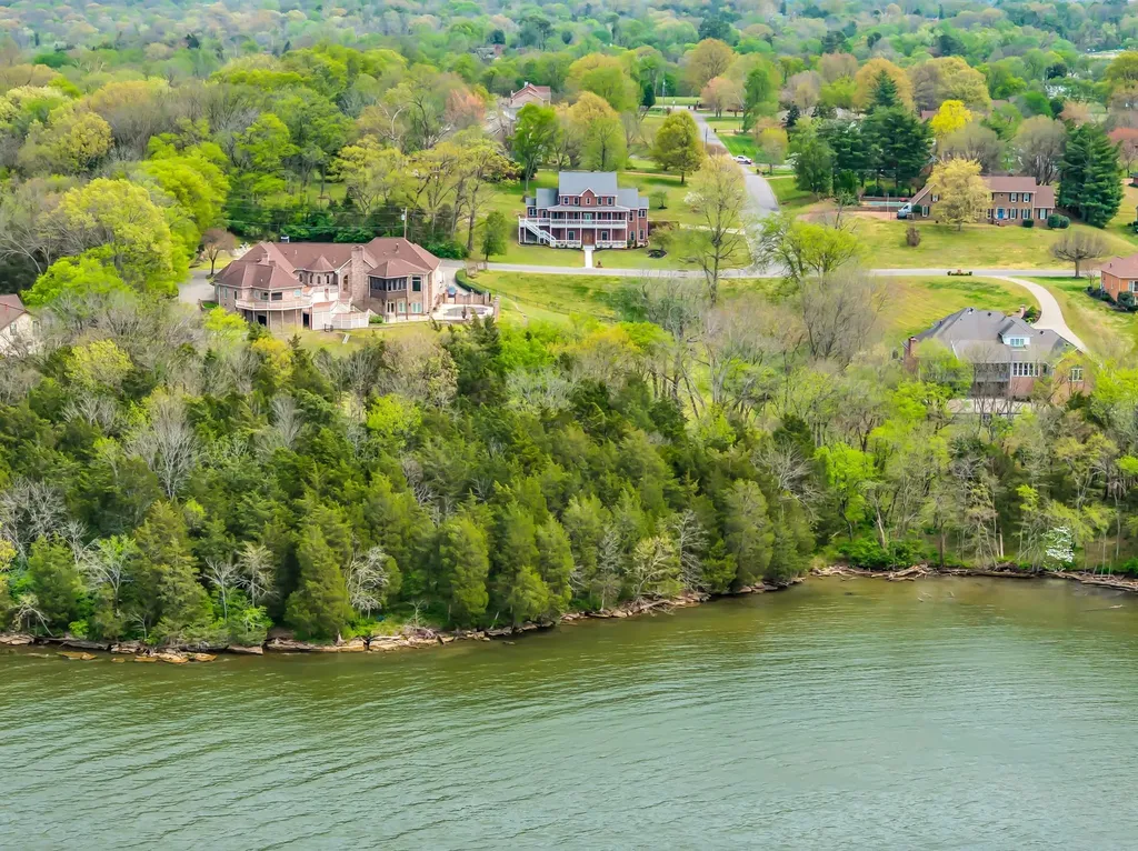 1826 Lake Meadow Trail Mount Juliet TN 37122