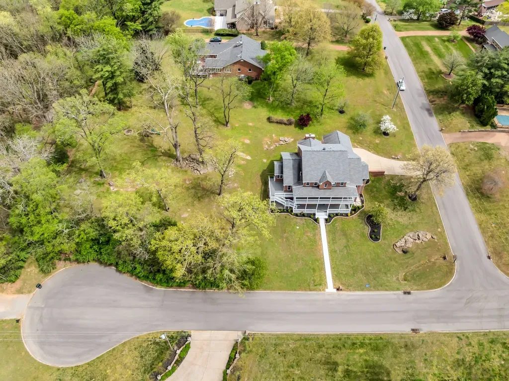 1826 Lake Meadow Trail Mount Juliet TN 37122