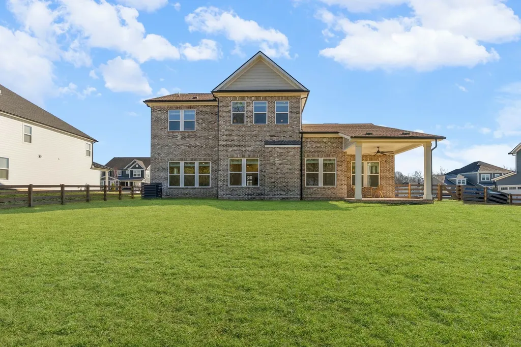 7440 Atwater Circle Fairview TN 37062