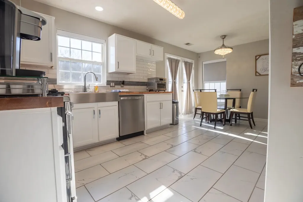 5464 Daniel Ray Drive Whites Creek TN 37189