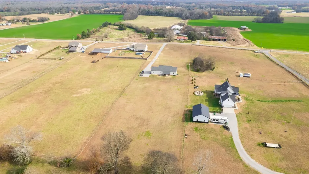 4480 Lunns Store Road Lewisburg TN 37091
