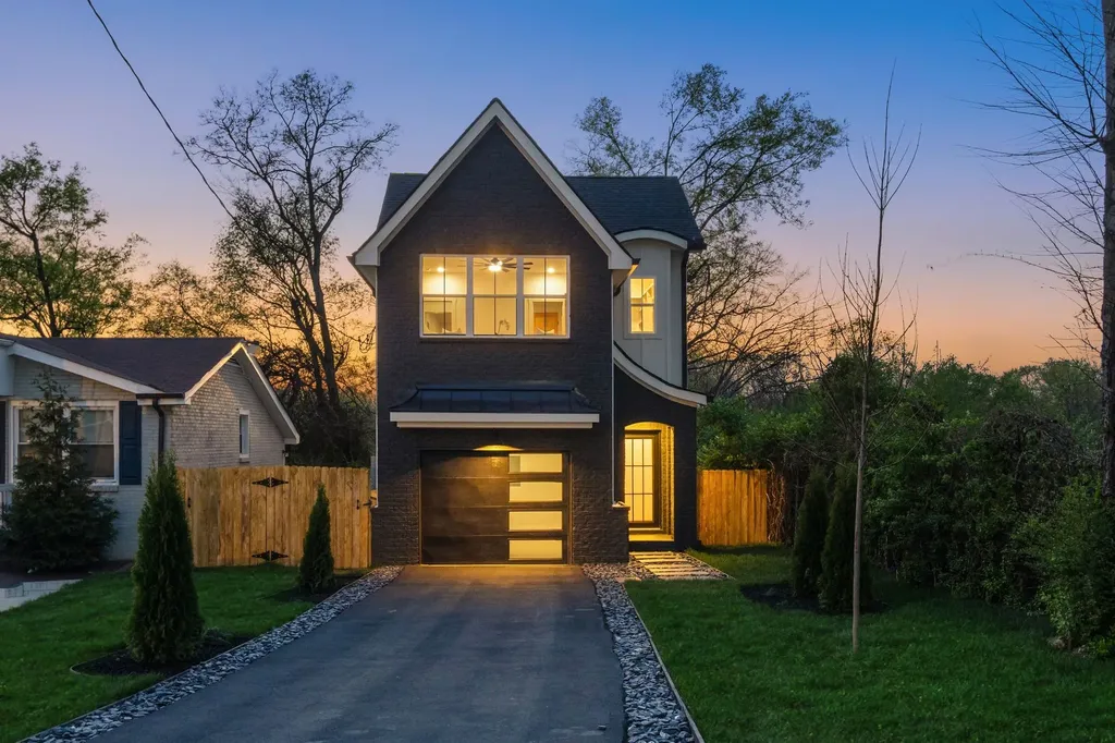 2409 18th Avenue Nashville TN 37208