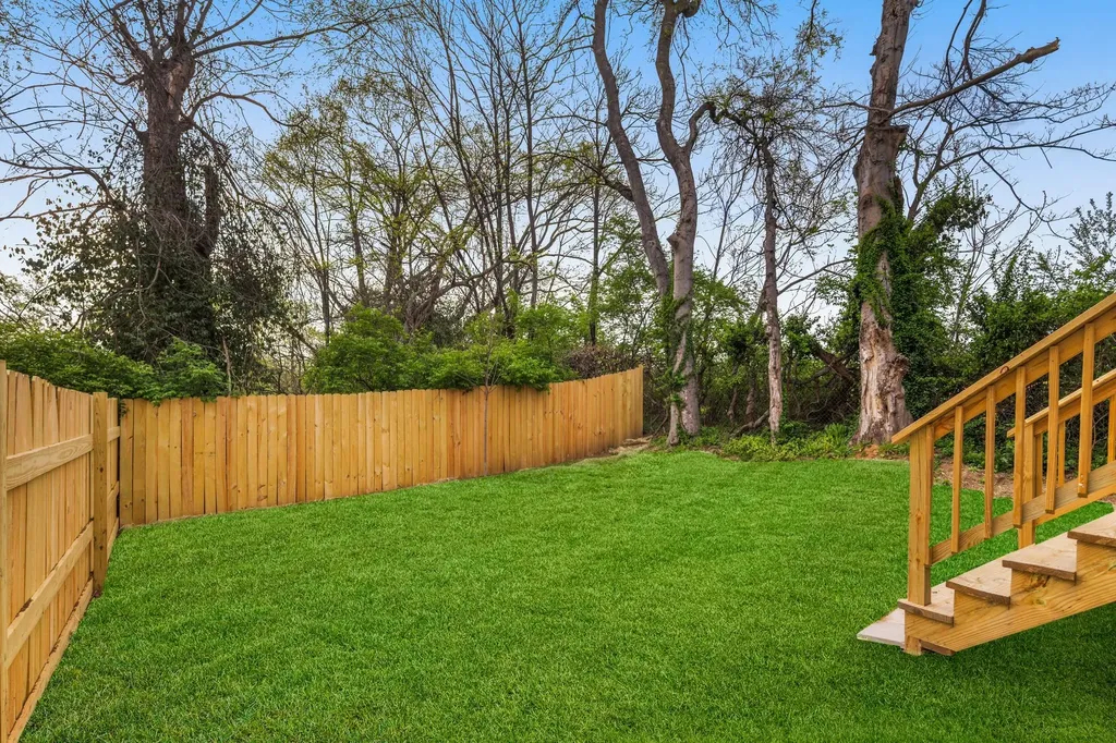 2409 18th Avenue Nashville TN 37208