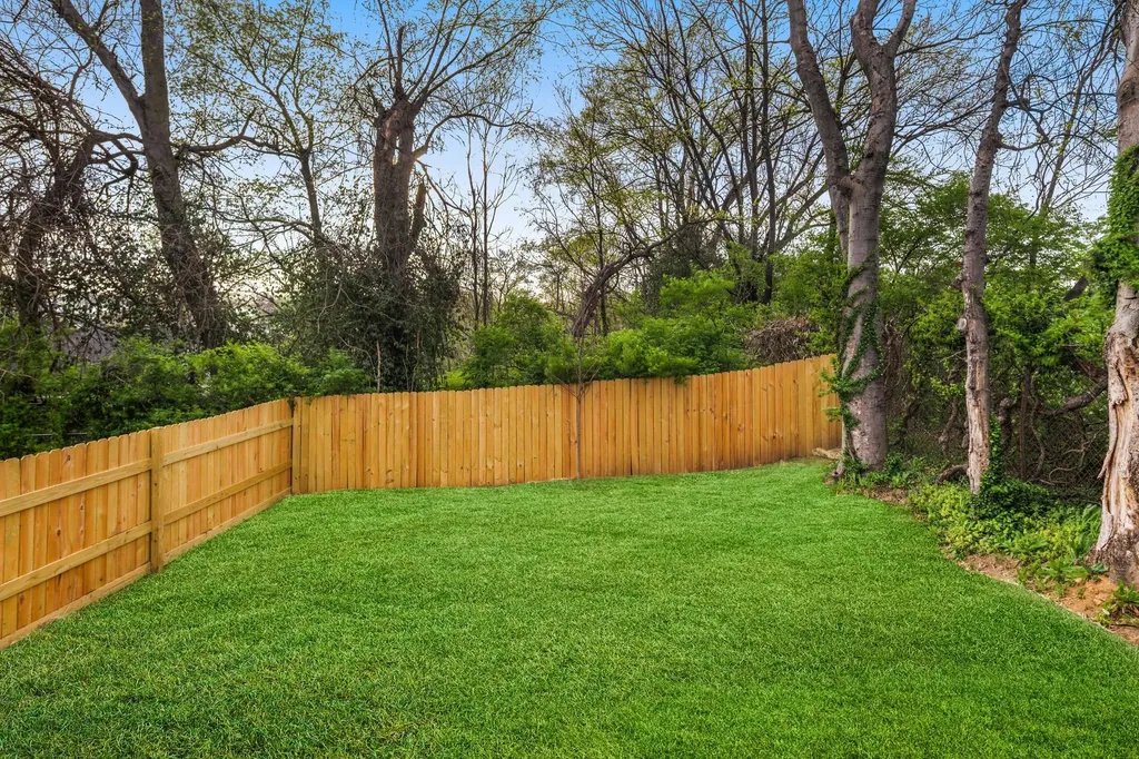 2409 18th Avenue Nashville TN 37208