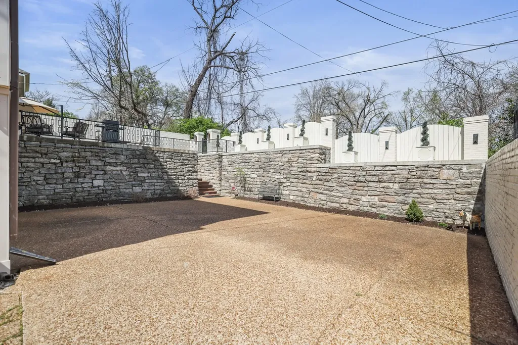 2126 Golf Club Lane Nashville TN 37215
