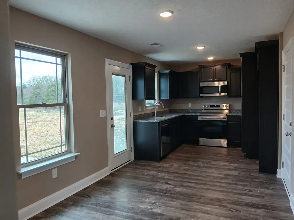 2910 Valley Farms Drive Christiana TN 37037