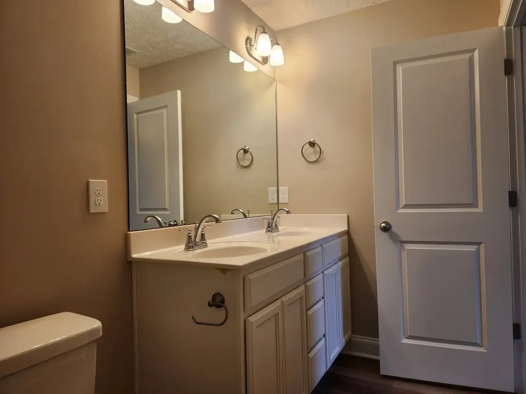 2910 Valley Farms Drive Christiana TN 37037