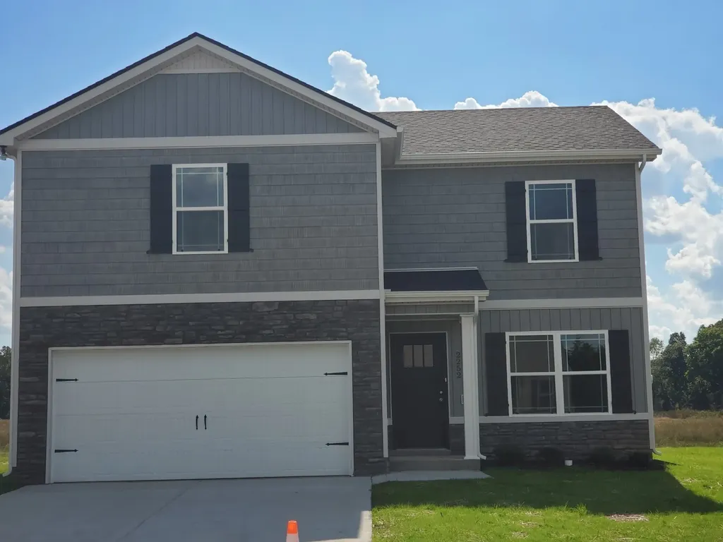 2910 Valley Farms Drive Christiana TN 37037
