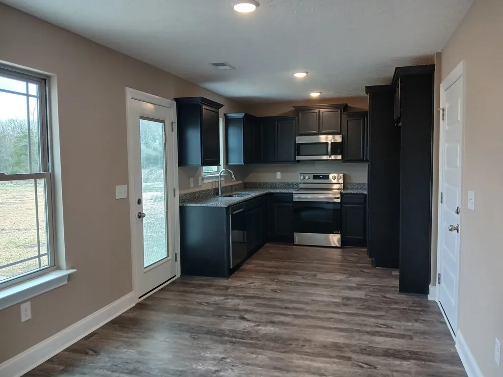 2910 Valley Farms Drive Christiana TN 37037