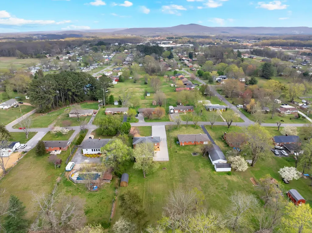 115 Franklin Street Mcminnville TN 37110