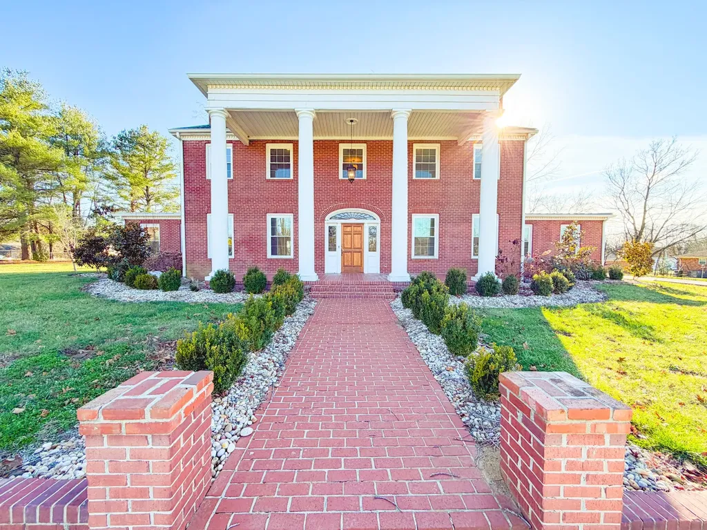 621 Hwy 64, E Pulaski TN 38478