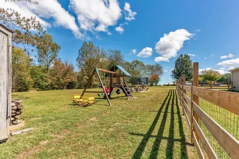 2309 W Mount Vernon Road Bethpage TN 37022