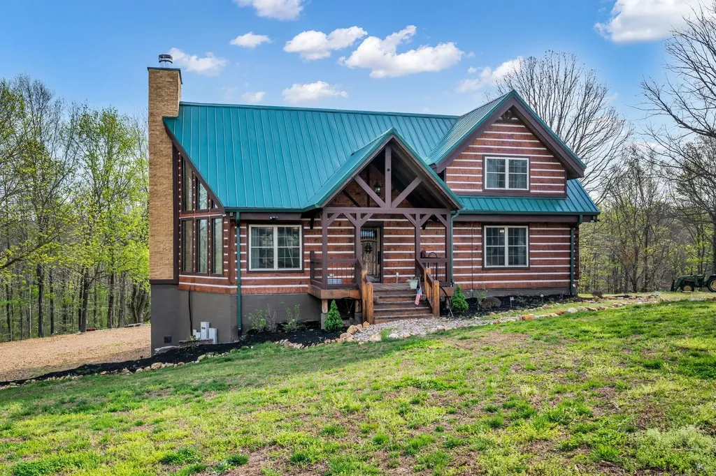 295 Tow Drive Waverly TN 37185