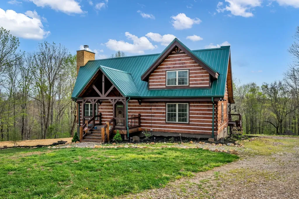 295 Tow Drive Waverly TN 37185