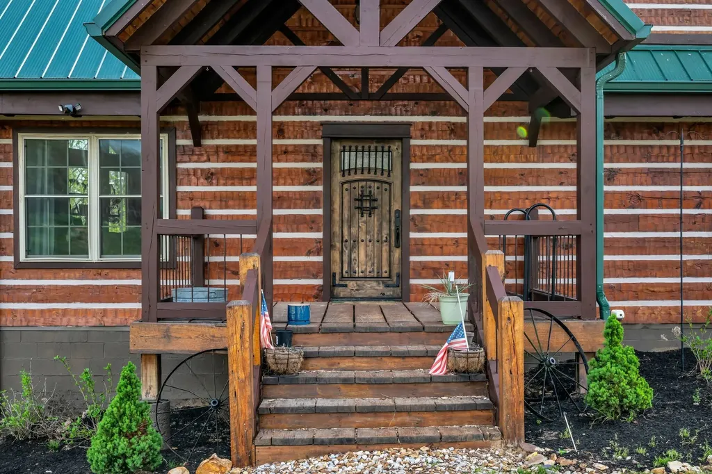 295 Tow Drive Waverly TN 37185