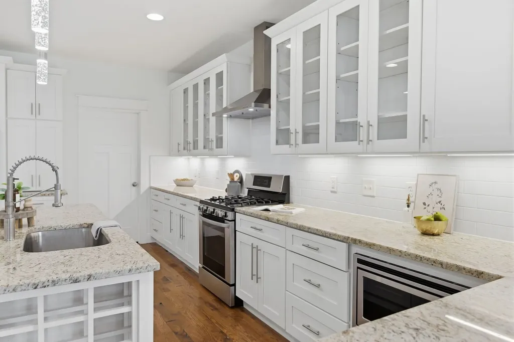 1332B Lischey Avenue Nashville TN 37207