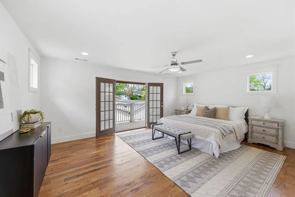 1332B Lischey Avenue Nashville TN 37207