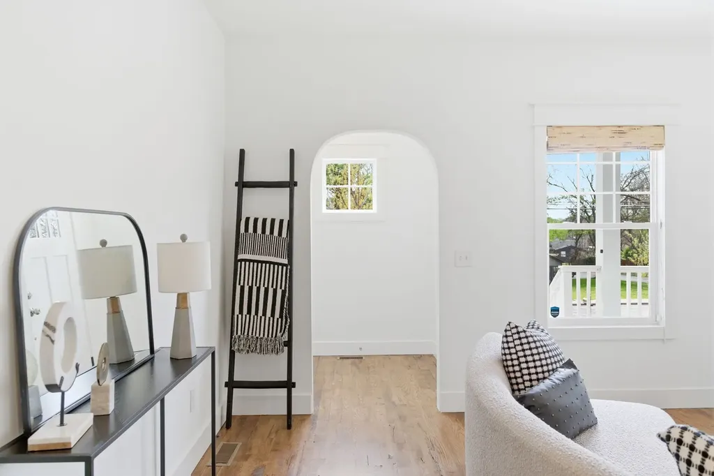 1332B Lischey Avenue Nashville TN 37207