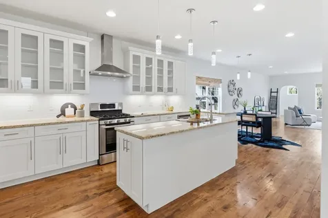 1332B Lischey Avenue Nashville TN 37207