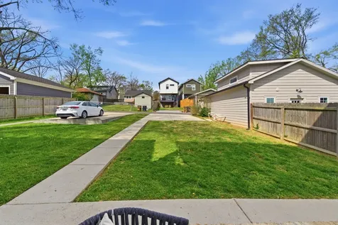 1332B Lischey Avenue Nashville TN 37207