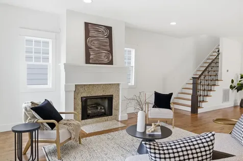 1332B Lischey Avenue Nashville TN 37207