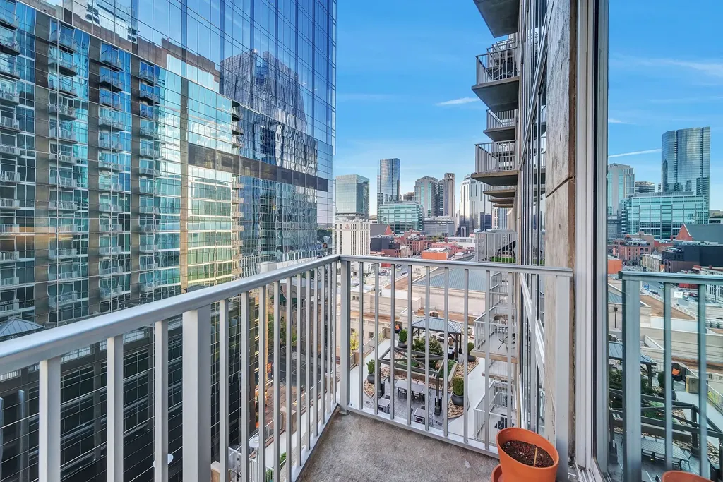 301 Demonbreun Street Nashville TN 37201