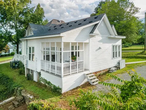 1615 Main Street Lynnville TN 38472