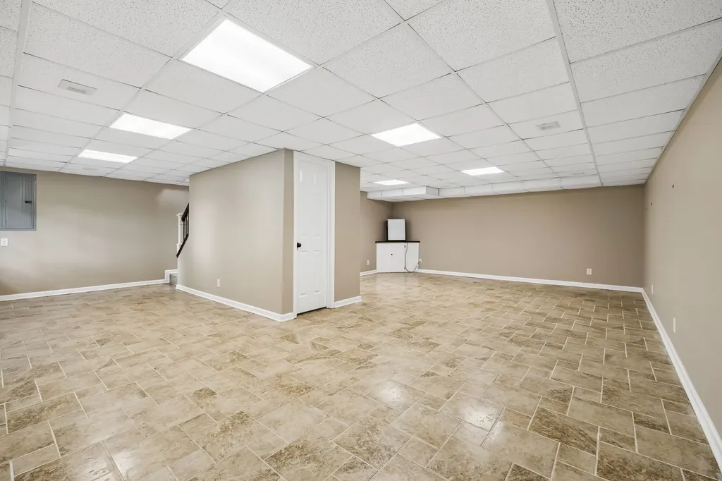 3125 Highway 49, E Charlotte TN 37036