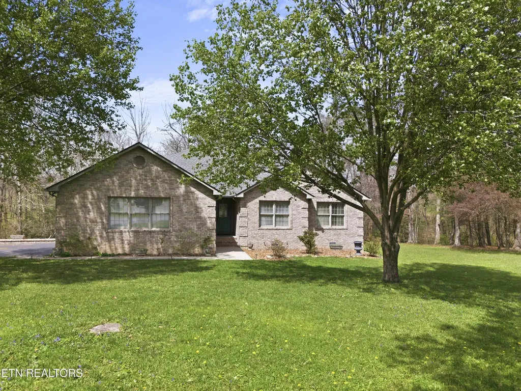 55 Rocky Lane Crossville TN 38571