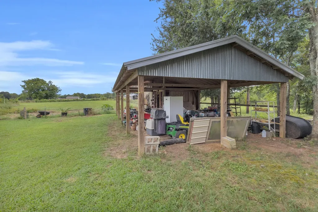 190 Harrison Lane Shelbyville TN 37160