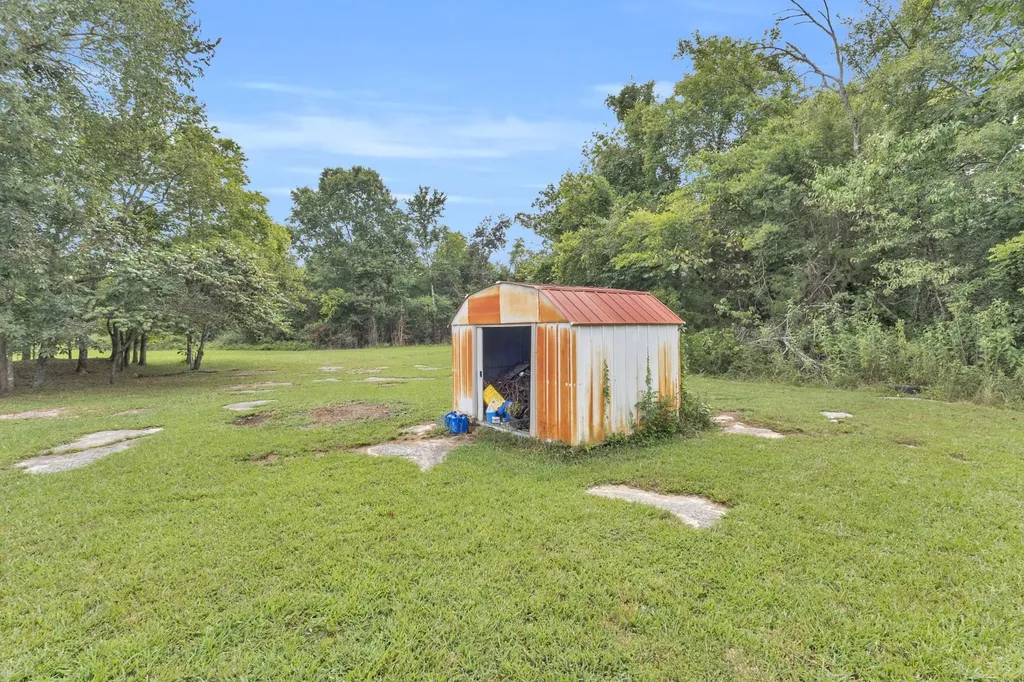 190 Harrison Lane Shelbyville TN 37160