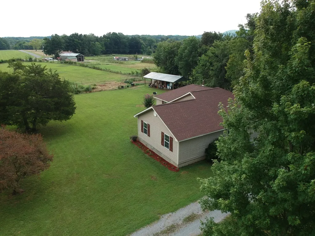 190 Harrison Lane Shelbyville TN 37160