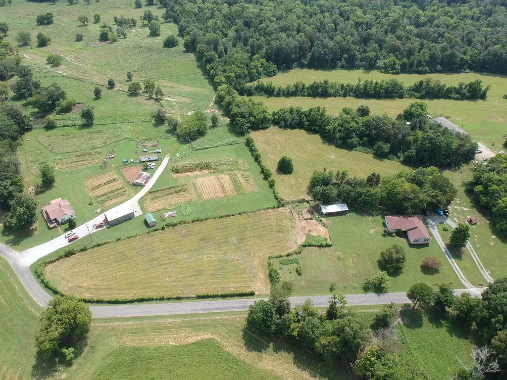 190 Harrison Lane Shelbyville TN 37160