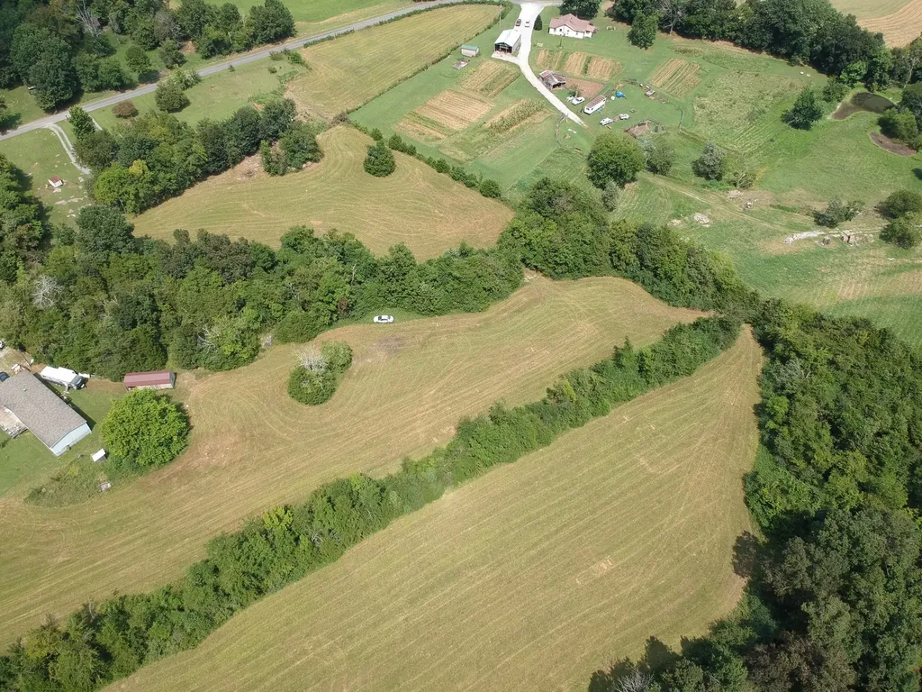 190 Harrison Lane Shelbyville TN 37160
