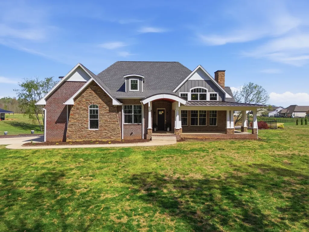 2385 Pleasant View Road Pleasant View TN 37146