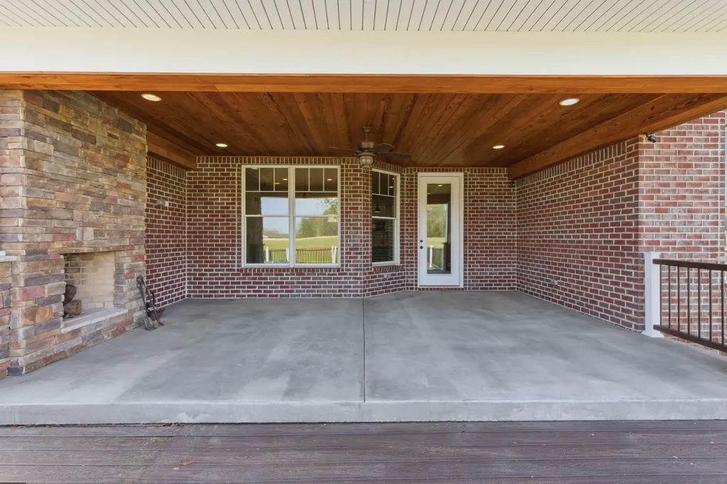 2385 Pleasant View Road Pleasant View TN 37146
